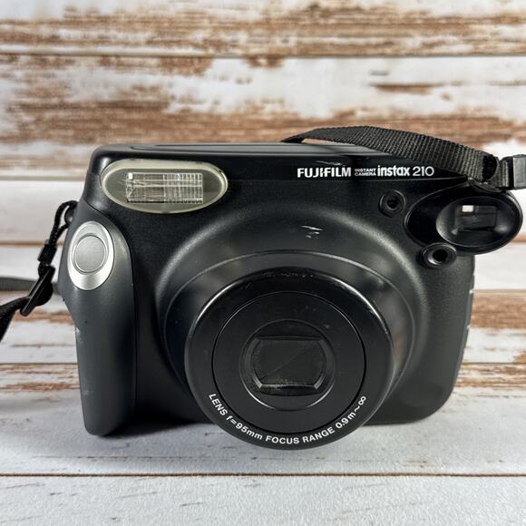 Fujifilm Instax 210 Wide Instant Film Camera – 95mm Lens – MISSING Battery Cover - Picture 2 of 6